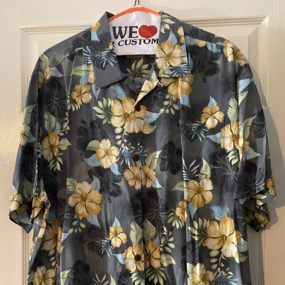 Tommy Bahama Hawaiian shirt